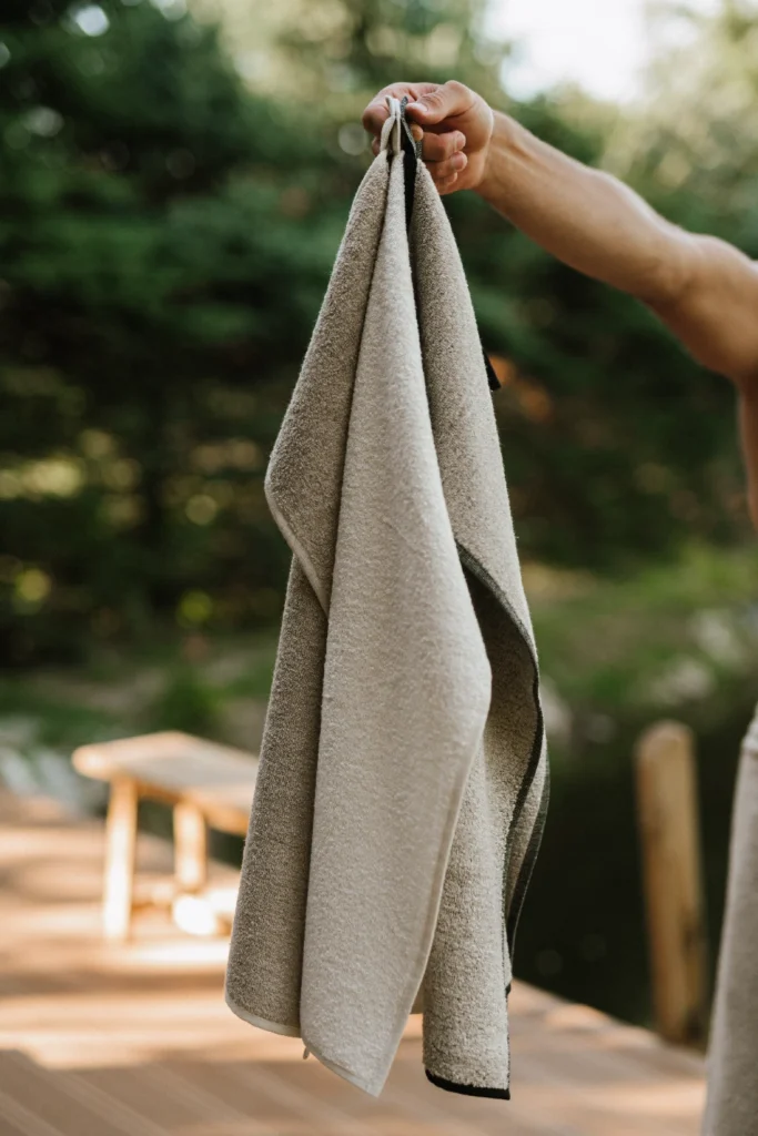 lniane ręczniki do sauny frotte off white